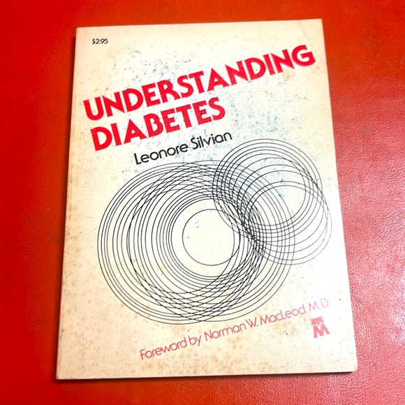 Vintage 1977 Understanding Diabetes paperback book by Leonore Silvian - Picture 1 of 6